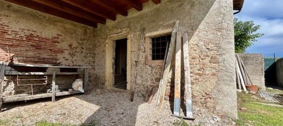 Дом с 9 комнатами в Сона, Италия № 26987 24