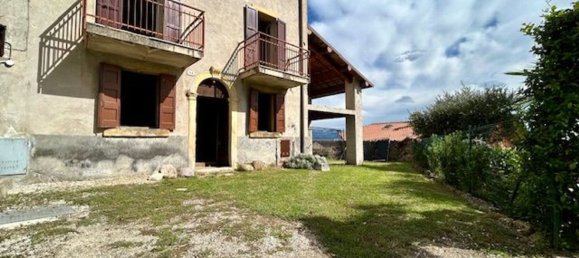 Дом с 9 комнатами в Сона, Италия № 26987 20