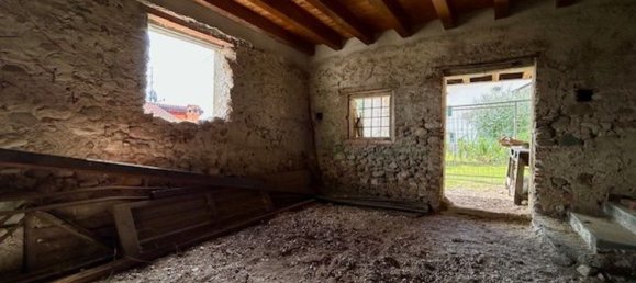 Дом с 9 комнатами в Сона, Италия № 26987 22