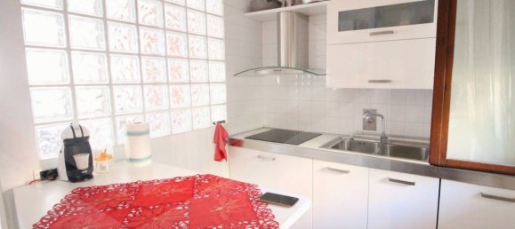 3 rooms Apartment in Bologna, Italy No. 33645 17