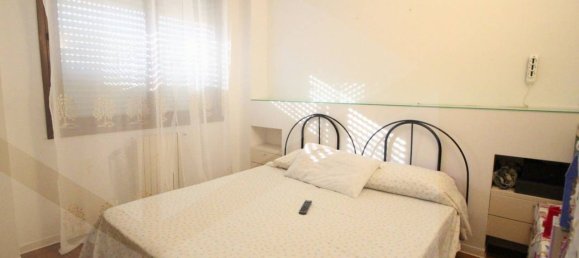 3 rooms Apartment in Bologna, Italy No. 33645 8