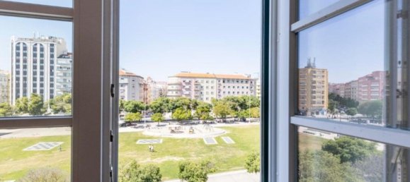 4 bedrooms Apartment in Lisbon, Portugal No. 104969 6