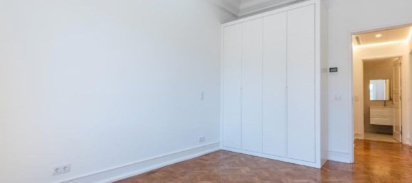 4 bedrooms Apartment in Lisbon, Portugal No. 104969 22