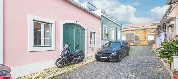 Studio in Lisbon, Portugal, Nr. 49154 2