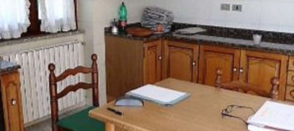 Вилла с 5 комнатами в Дезио, Италия № 6236 6