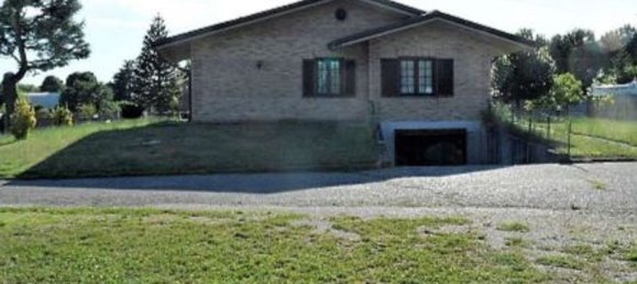 Вилла с 5 комнатами в Дезио, Италия № 6236 22