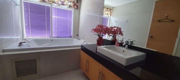 Penthouse T4 em Khlong Toei, Thailand N.º 4641 12