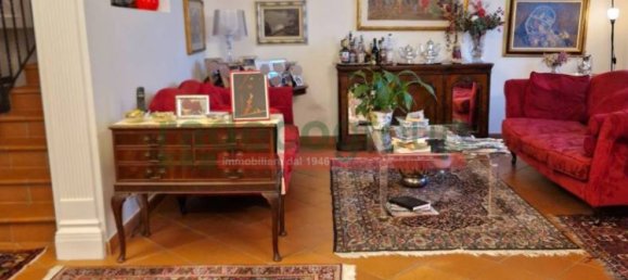 4 غرف نوم فيلا في Livorno, Italy رقم 179549 16