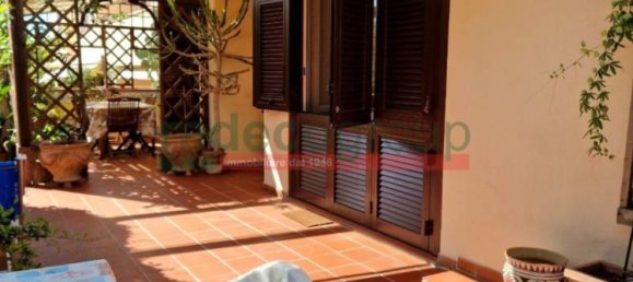 4 غرف نوم فيلا في Livorno, Italy رقم 179549 3