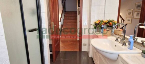 4 غرف نوم فيلا في Livorno, Italy رقم 179549 45