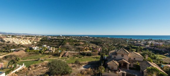 8 bedrooms Villa in Benahavis, Spain No. 5399 4