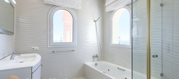 8 bedrooms Villa in Benahavis, Spain No. 5399 9