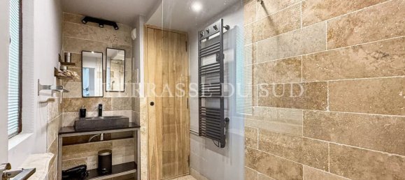 2 bedrooms Apartment in Marseille, France No. 329265 17