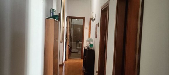 4 bedrooms Apartment in Carsoli, Italy No. 312708 9