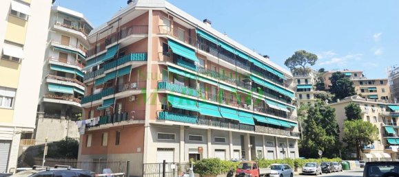 2 bedrooms Apartment in Genoa, Italy No. 313336 2