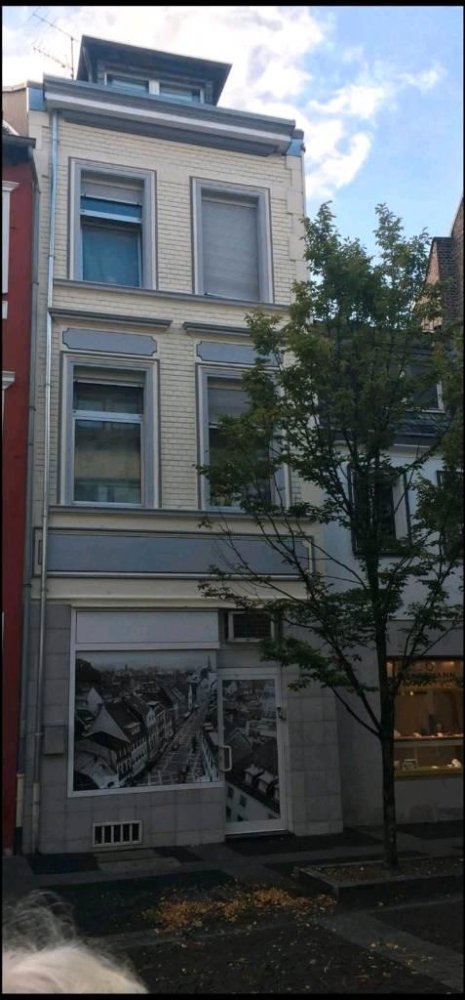 Здание с 2 спальнями в Рейн-Эрфт, Германия № 217667