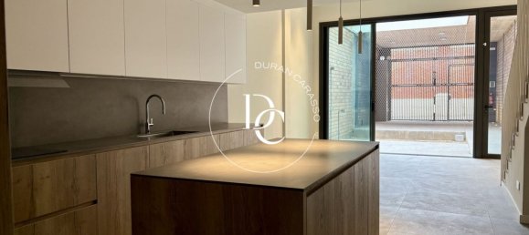 4 Schlafzimmer Haus in Molins de Rei, Spain, Nr. 73220 3