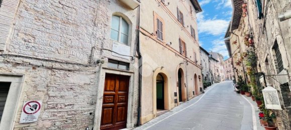 Студия в Ассизи, Италия № 13775 11