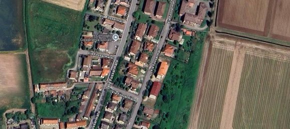 Garaje en Pavia, Italy 31 m² No. 111483 6