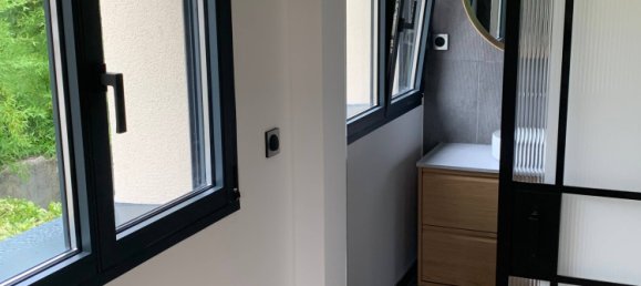 3 bedrooms House in Bievres, France No. 333656 37