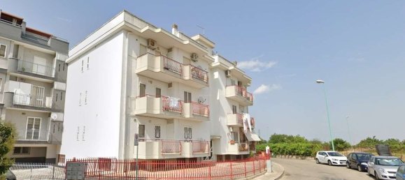 3 rooms Apartment in Adelfia, Italy No. 236579 5