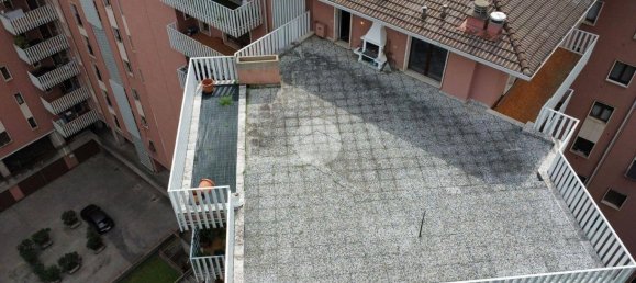 Penthouse T2 em Brescia, Italy N.º 299062 9