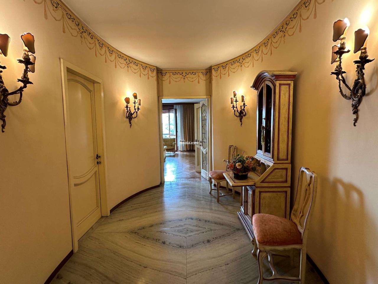7-Zimmer Wohnung in Modena, Italy, Nr. 14875