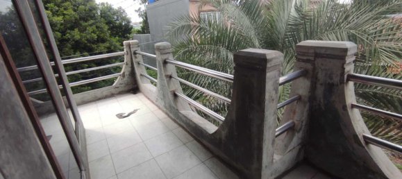 3 bedrooms House in Bekasi City, Indonesia No. 1561 4