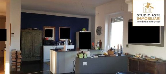 4-salle Penthouse à Busto Arsizio, Italy No. 94190 5