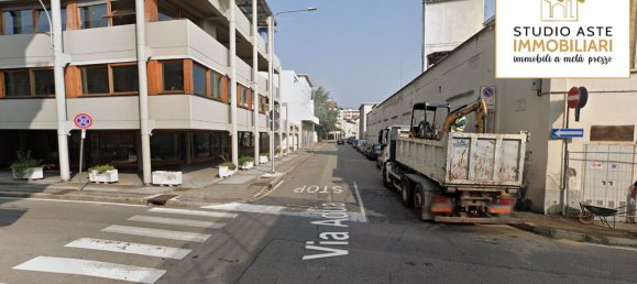 4-salle Penthouse à Busto Arsizio, Italy No. 94190 21