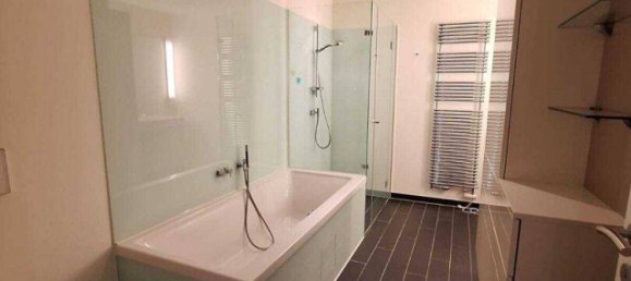 2 rooms Penthouse in Alsergrund, Austria No. 134328 5