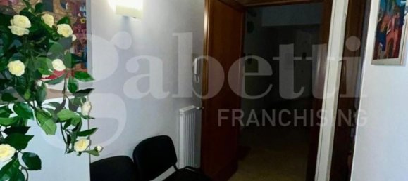 56m² Office in Palermo, Italy No. 120460 6