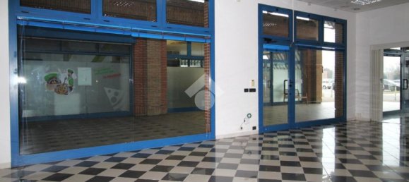 2 bedrooms Apartment in Pegognaga, Italy No. 366519 2