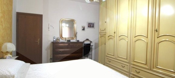 4-salle Maison à Montopoli in Val d'Arno, Italy No. 25026 22