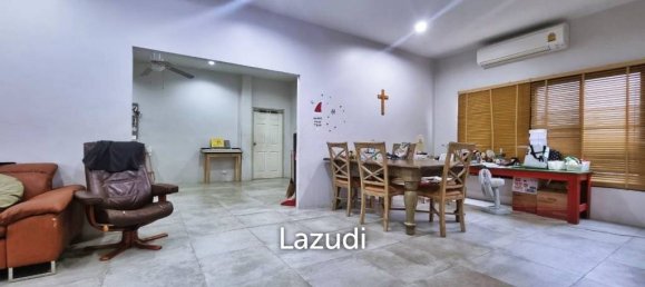 3 bedrooms Cafe / restaurant in Bang Lamung, Thailand No. 15313 8