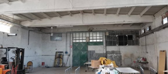 490m² Warehouse in Colle di Val d'Elsa, Italy No. 229866 3