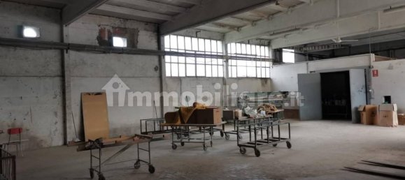 490m² Warehouse in Colle di Val d'Elsa, Italy No. 229866 2