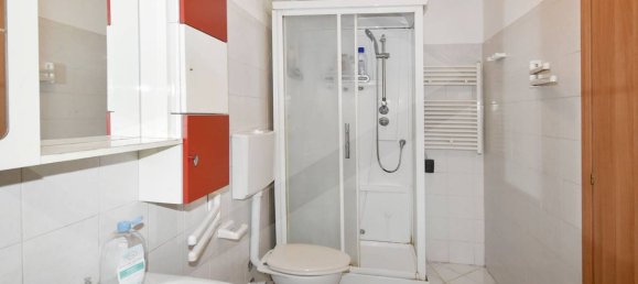 Квартира с 3 комнатами в Леньяно, Италия № 32806 6