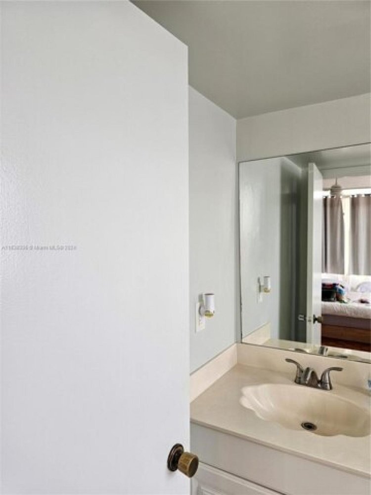 Дом с 2 спальнями в Норт-Майами, США № 430523