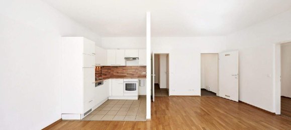 2 rooms Apartment in Favoriten, Austria No. 157812 3
