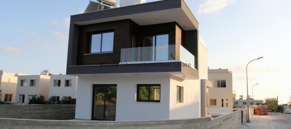 3 Schlafzimmer Villa in Mesogi, Cyprus, Nr. 1240 3