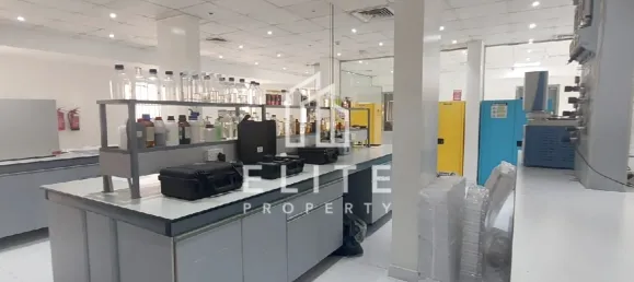 10000 m² fábrica en venta en Sharjah, UAE № 103133 3