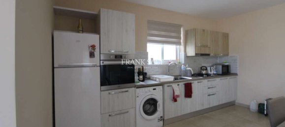 3 bedrooms Penthouse in Ghajnsielem, Malta No. 5986 4