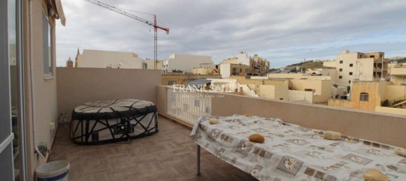 3 bedrooms Penthouse in Ghajnsielem, Malta No. 5986 13