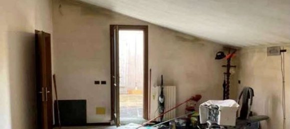 3 bedrooms Apartment in Curtatone, Italy No. 323478 14