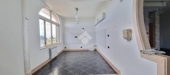 Gebäude in Catanzaro, Italy 600m², Nr. 188197 32