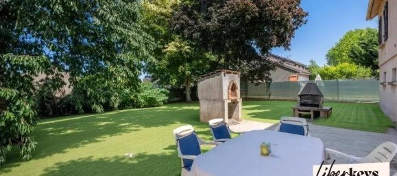 4 bedrooms House in Bu, France No. 316052 5