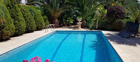 3 bedrooms Villa in Limassol, Cyprus No. 1906 9