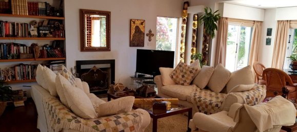 3 bedrooms Villa in Limassol, Cyprus No. 1906 3