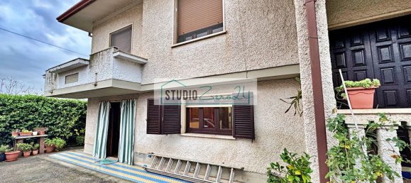 Villa de 9 habitaciónes en Pietrasanta, Italy No. 51013 28